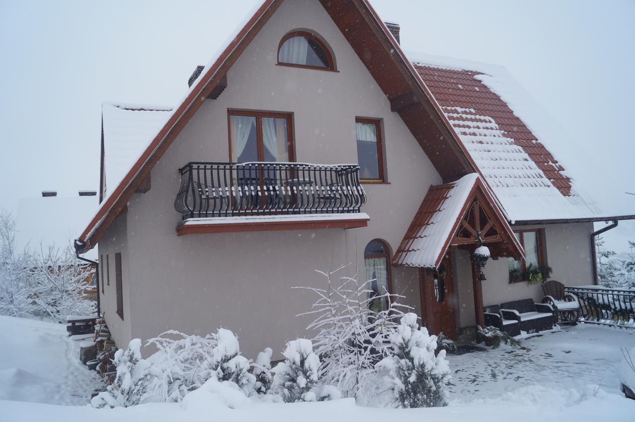 Apartamenty I Pokoje Rodzinne Czarna Gora Exterior photo